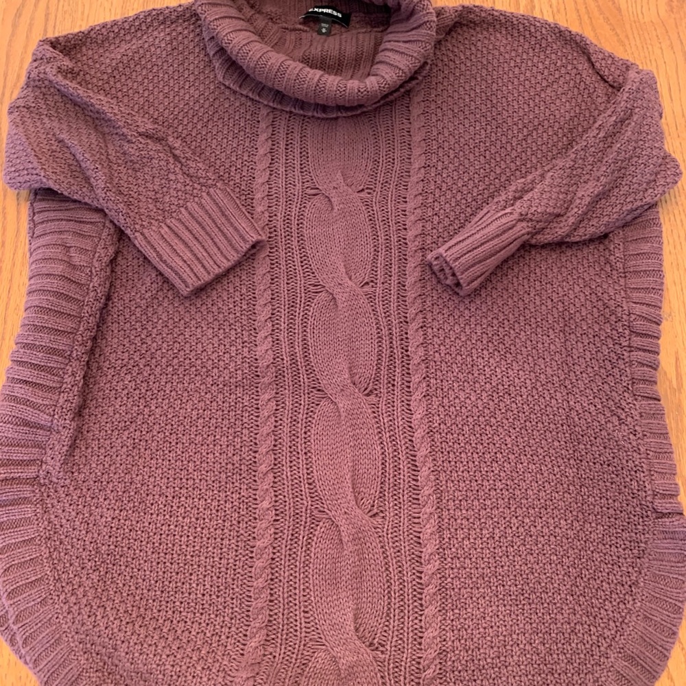 Express rounded hem sweater